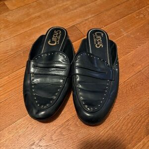 Circus by Sam Edelman women’s Black Slip-On Loafer Mules